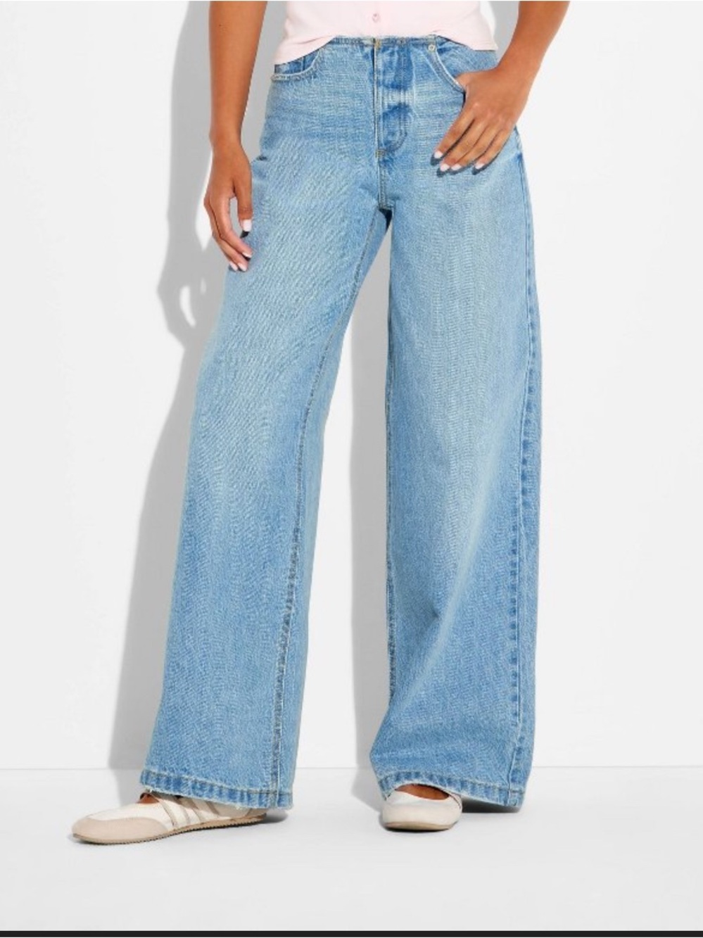 Universal Thread Light Blue Wide Leg Jeans